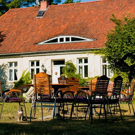 Hotel Im Park Sorkwity Buitenkant foto