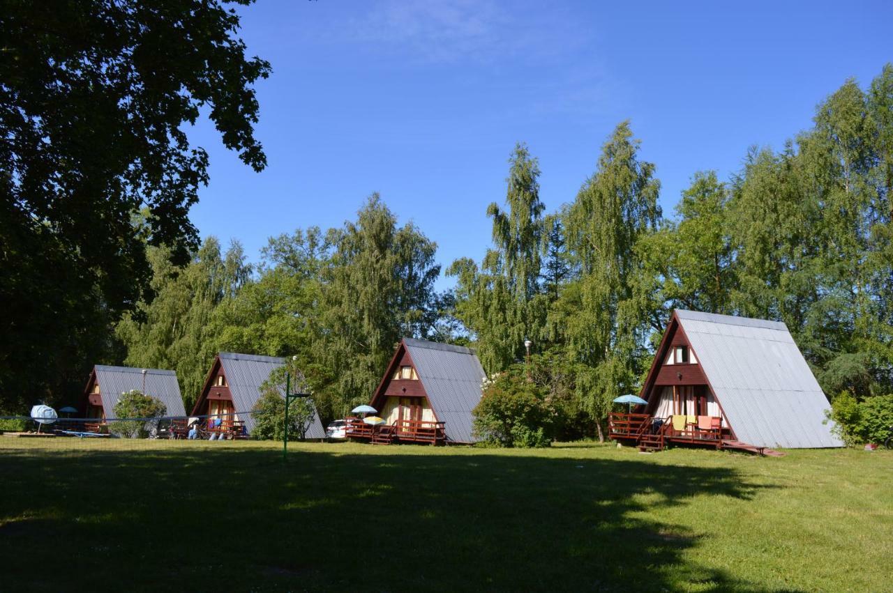 Hotel Im Park Sorkwity Buitenkant foto